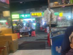 -郑记•不夜城烧烤•龙虾•虾蟹(黄鹤楼店)