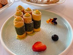 芙蓉牛油果脆皮卷-凯茵庭中餐厅(中山雅居乐长江酒店)