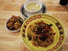 -周真真南昌拌粉·瓦罐汤(敦化路店)