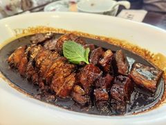 招牌焦糖黑叉烧-维园悦谱·海派家常菜(乌鲁木齐南路店)