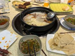 -九寨特色牦牛肉汤锅 羊肉汤锅