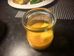 -亚洲国际大酒店·云顶阁旋转自助餐厅