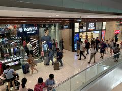 -东荟城名店仓