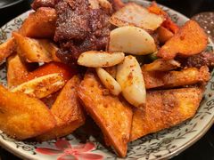 馕烤肉-阿里家Miss Ali·烤肉酒馆by MIG