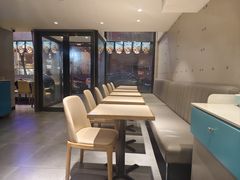 -灵芝妹子海鲜米线(劳动公园店)