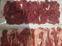 新鲜肥牛-浪里寻·臻牛养生牛肉火锅(方圆荟店)