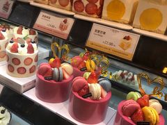 -罗森尼娜(德思勤店)