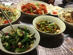 -巴厘龙虾·榜首油焖大虾(音乐学院·沿江酒馆店)
