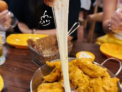 -BHC炸鸡(明洞总店)