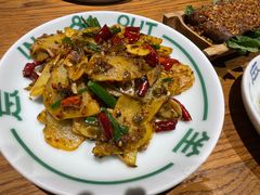 -一坐一忘云南菜(嘉里中心店)