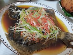 -渔人湾码头海鲜市场负二楼