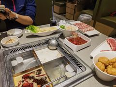 -海底捞火锅(旭辉MALL店)