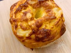 黑胡椒双重芝士贝果-光作面包Voila Lumiere(中山店)