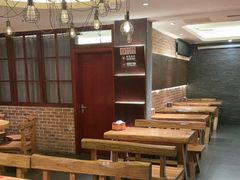 -万记麻辣烫国展总店