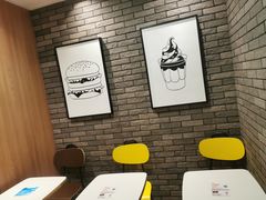 -麦当劳(保利若比邻店)