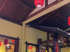-富正毅三下锅·湘西韵味(天门山索道店)