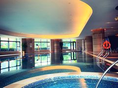 泳池-舟山希尔顿酒店