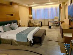 -海创大连科技交流中心(海事大学地铁站店)