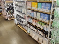 -名创优品(山东青岛东方城店)