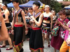 -勐巴拉娜西超级歌舞秀