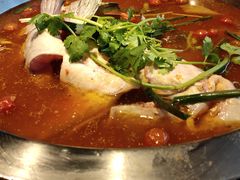 -野山舂·贵州现舂酸汤火锅(鸿通城店)