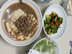 -葱妈母婴医护月嫂中心(浦东店)