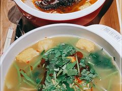 -肚王国(砂之船中东奥莱店)