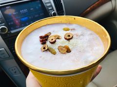 -津椰本·海南正宗椰奶清补凉(店一店)