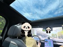 -蔚来中心(北京中关村店)