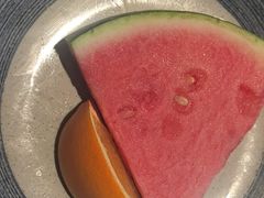 -八府香鸭·啫啫煲(华山路店)