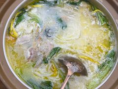 -云海肴·汽锅鸡·云南菜(天山百盛优客店)