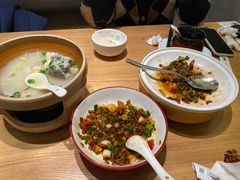 -胡子大厨·超级小炒肉(晶耀前滩店)