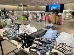 -ZARA(凯德乐峰广场店)