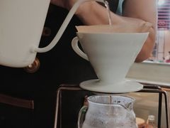 -优咖里里音乐咖啡吧