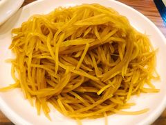 醋溜土豆丝-合合春饼·酱骨·东北菜(潘家园店)