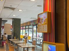 -麦当劳(中唱大厦店)