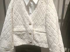 -URBAN REVIVO(高德置地广场·春广场店)