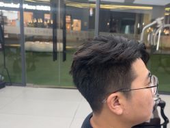 -尤司男士国潮理发馆