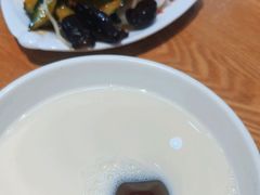 -三好食堂(煎饺·馄饨·肉饼米线·盛世广场店)