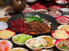 -沸炉重庆老火锅(军事博物馆店)