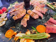 -豚豚家돈돈가韩国锅盖烤肉(新北万达店)