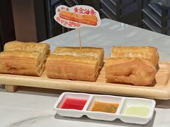三味黄金油条-滋粥楼·顺德菜(番禺广场总店)