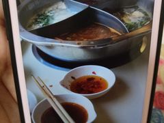 -彤德莱火锅(果园路店)