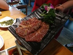 -唯成•韩国炭火烤肉 유성고기