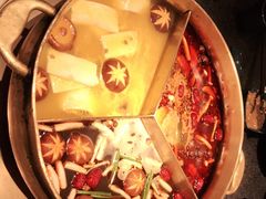 -湊湊火锅·茶憩(打浦桥日月光店)