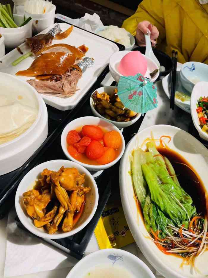 湖锦酒楼·烤鸭坊(江汉路店)