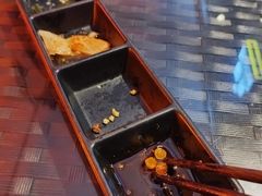 -何师烧烤·小龙虾·江湖川菜·精酿啤酒(成温店)