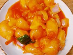 菠萝虾球-徽湘园和马路串串火锅