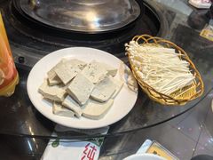 -姥家大锅台水库渔家
