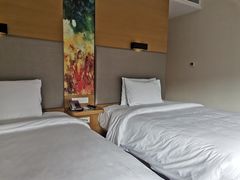 -广州大学城雅乐轩酒店